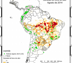 Mapa de densidad de focos de calor y noticias para el mes de agosto de 2014